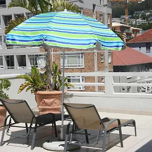 https://amalfi-on-regent.hotels-capetown.com